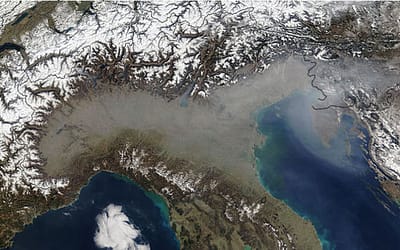 Scatta il semaforo arancione in tutti i capoluoghi tranne Belluno, metà della popolazione veneta è soffocata dall'emergenza smog